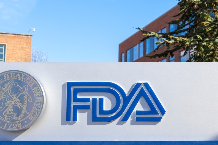 FDA щодо політики заміни реагентів (маркування та запити CLIA) | RegDesk
