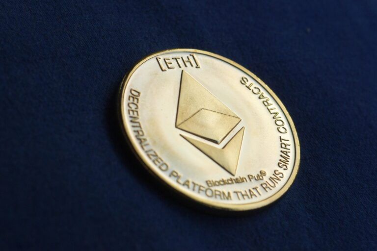 Investment Firm Bernstein Forecasts SEC Approval for Ethereum ETF by Feb 2025