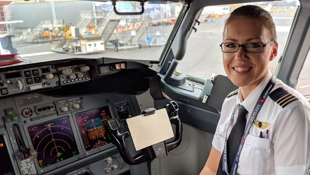 Lack of female pilots behind bad pay figures, say airlines