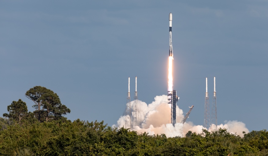SpaceX finalizează cea de-a 300-a aterizare Falcon în timpul misiunii Starlink